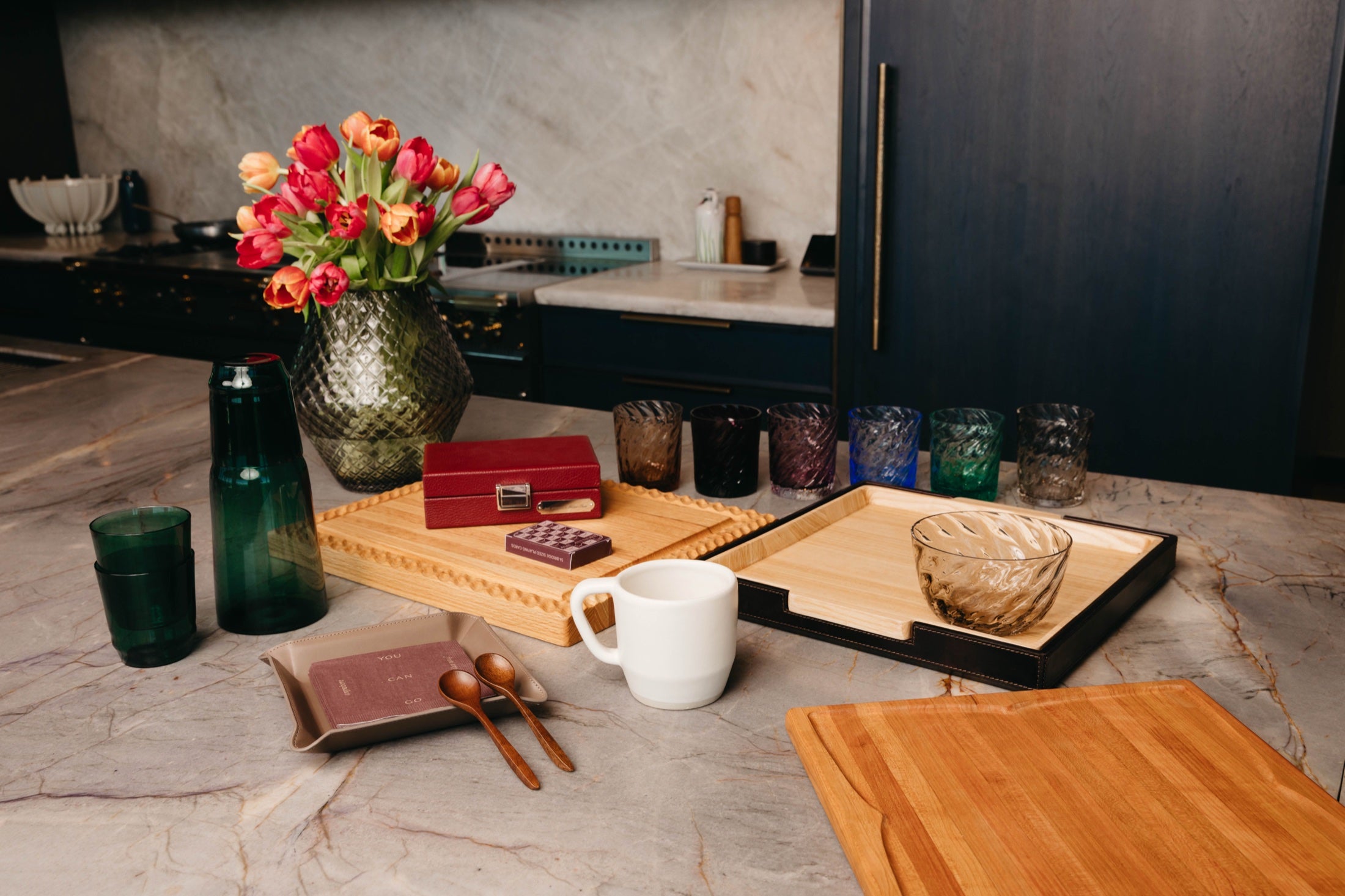 Âme Atendre pieces styled on a real table