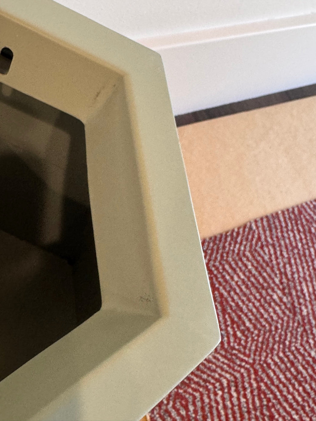 Uneven finish inside the removable metal collar