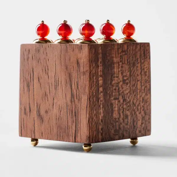 Salomé Cousseau 'Cubi Cornaline' sculpture, handcrafted from sapelli wood with carnelian beads and gold-plated brass details